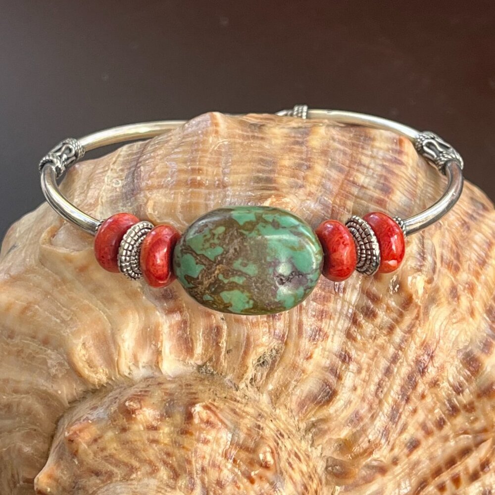 Vintage Turquoise Stone with Red Coral and Bali Silver Bangle Bracelet - Picture 5 of 8